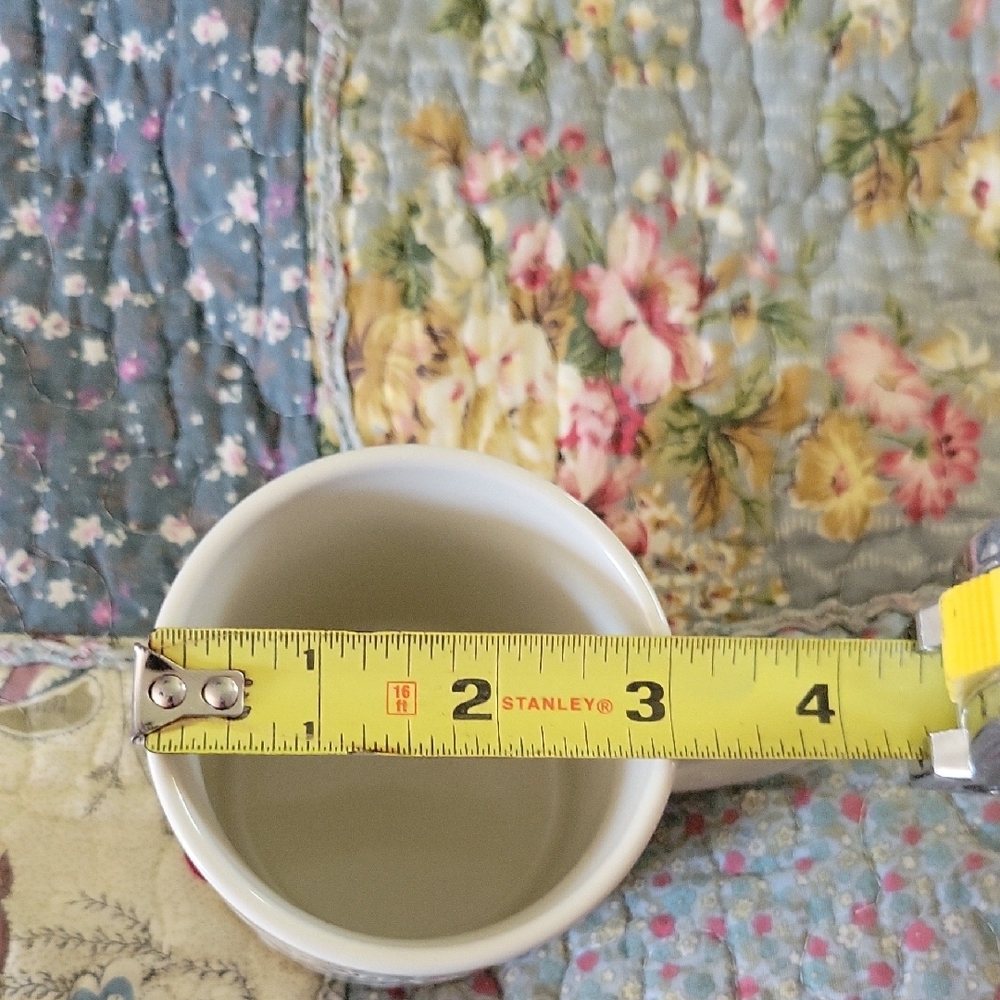 White Ceramic Mug with Ruler Design for Dining - Picture 6 of 7